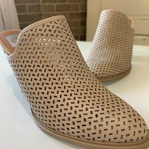 DV Heeled Mule Shoe